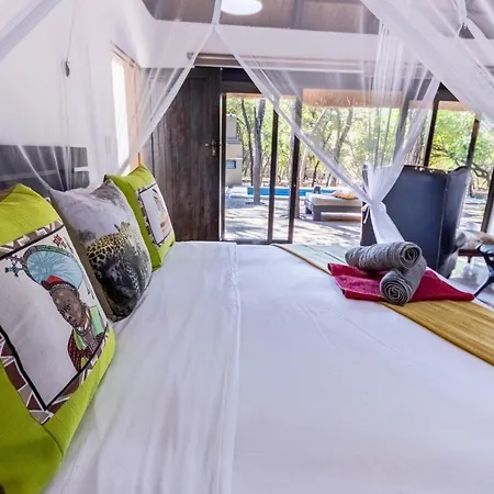 African Sky Villas Marloth Park Exterior photo